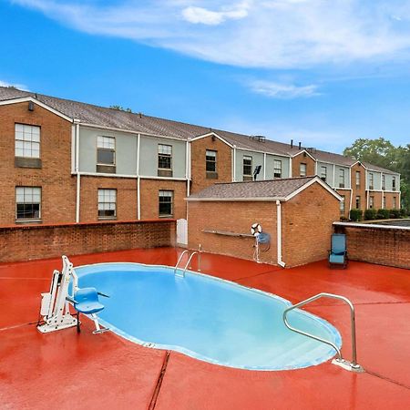 Quality Inn Cornelia Exterior photo