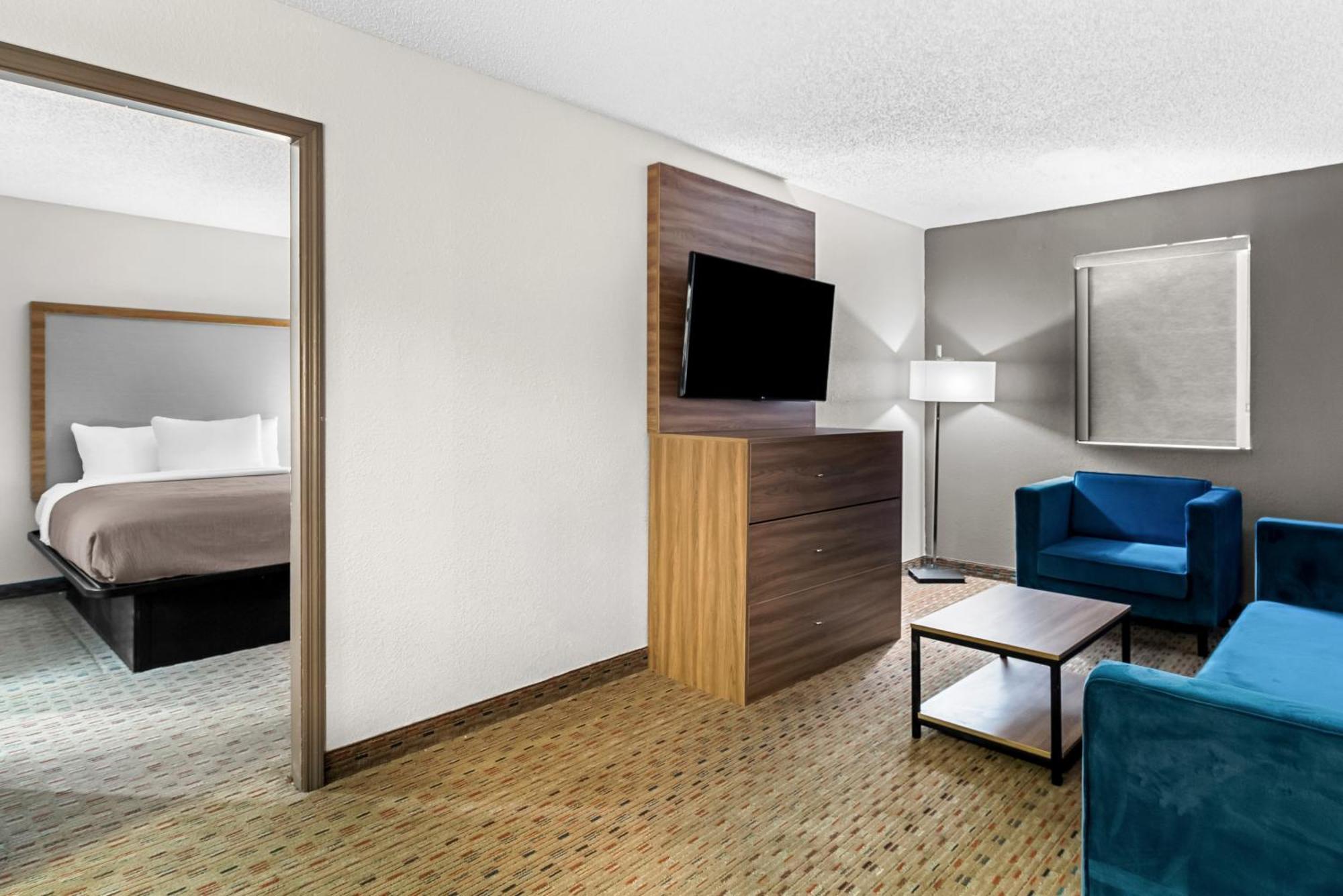 Quality Inn Cornelia Exterior photo