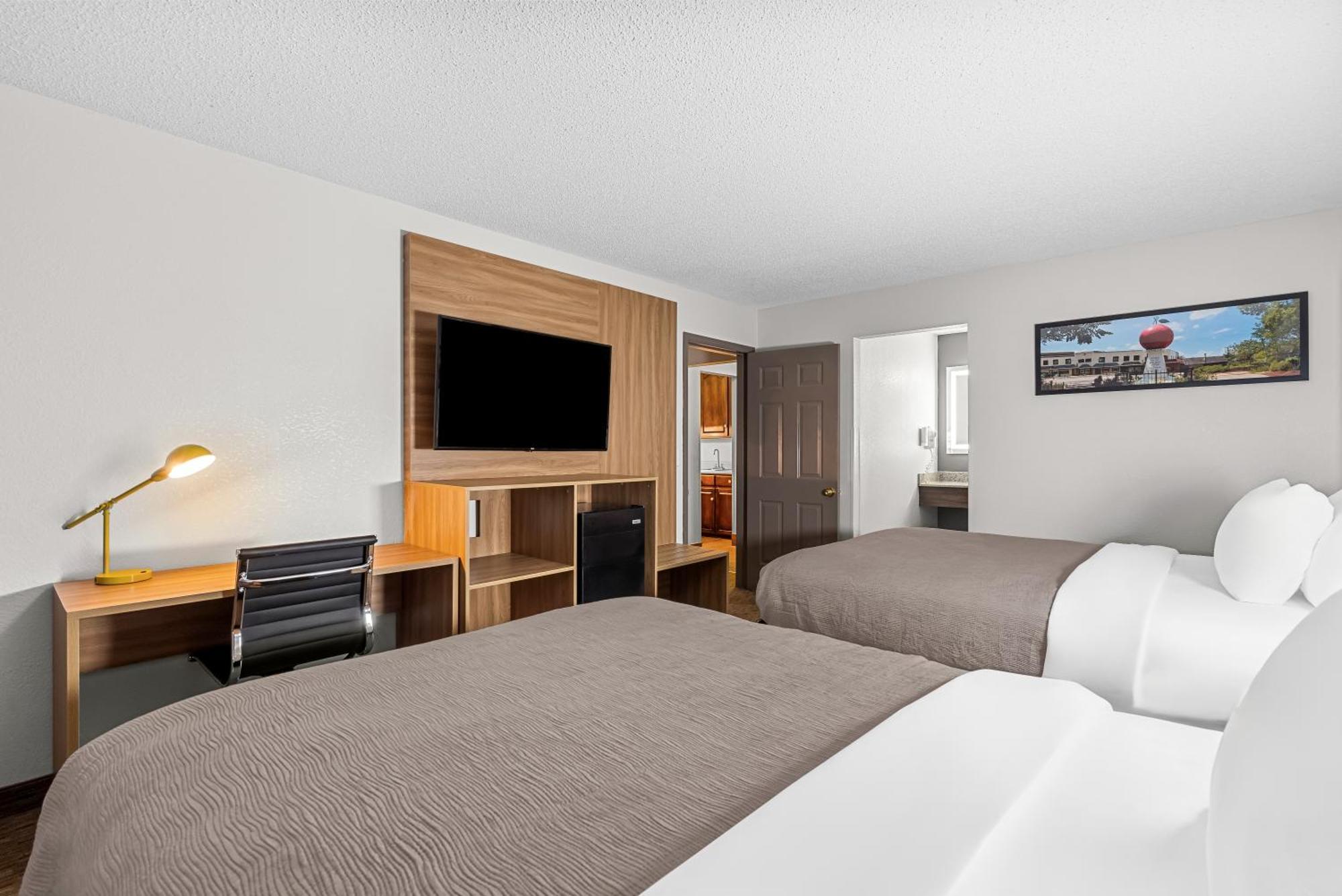 Quality Inn Cornelia Exterior photo